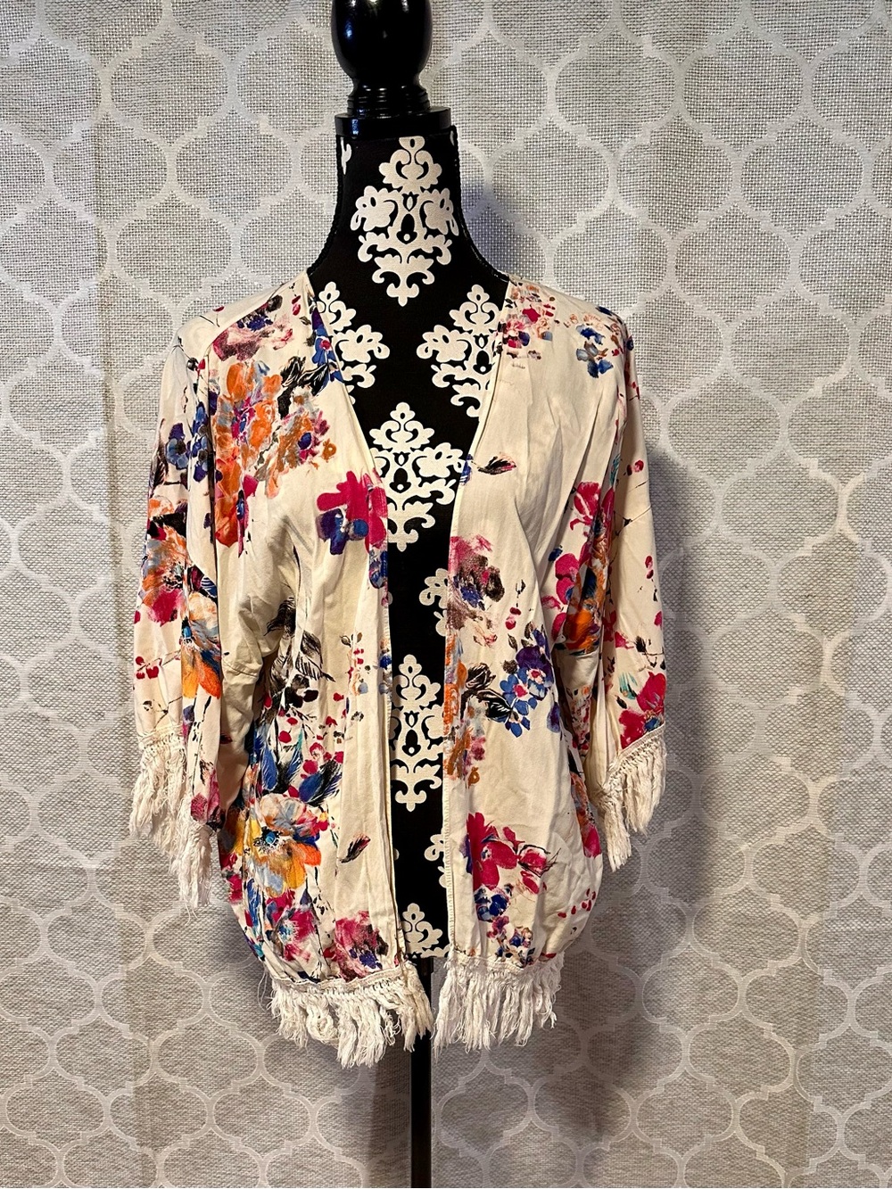 Maude Floral Fringe Open Kimono Jacket Cream with Multicolor Flowers size small